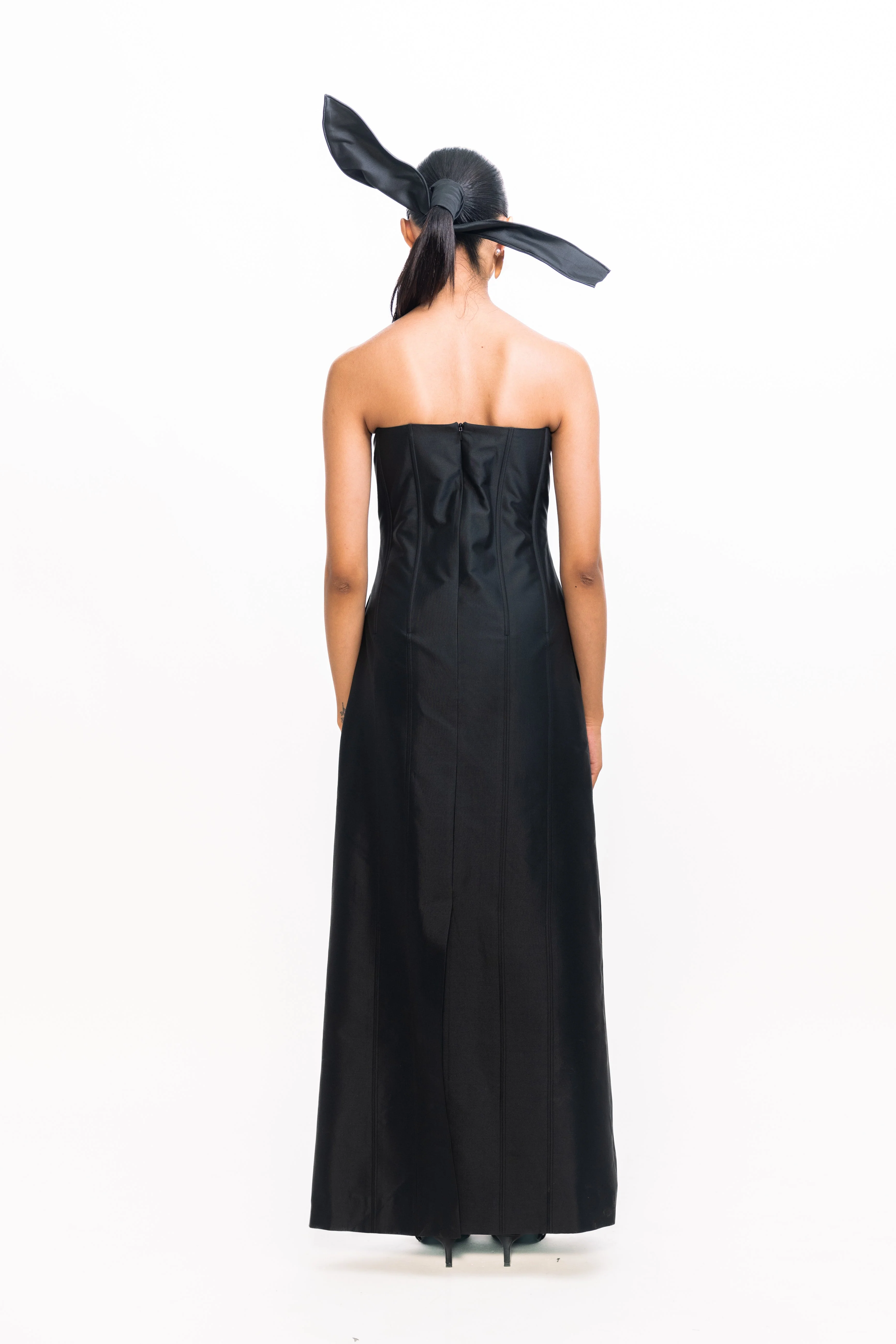 Amelia Embroidered Dress - Image 4