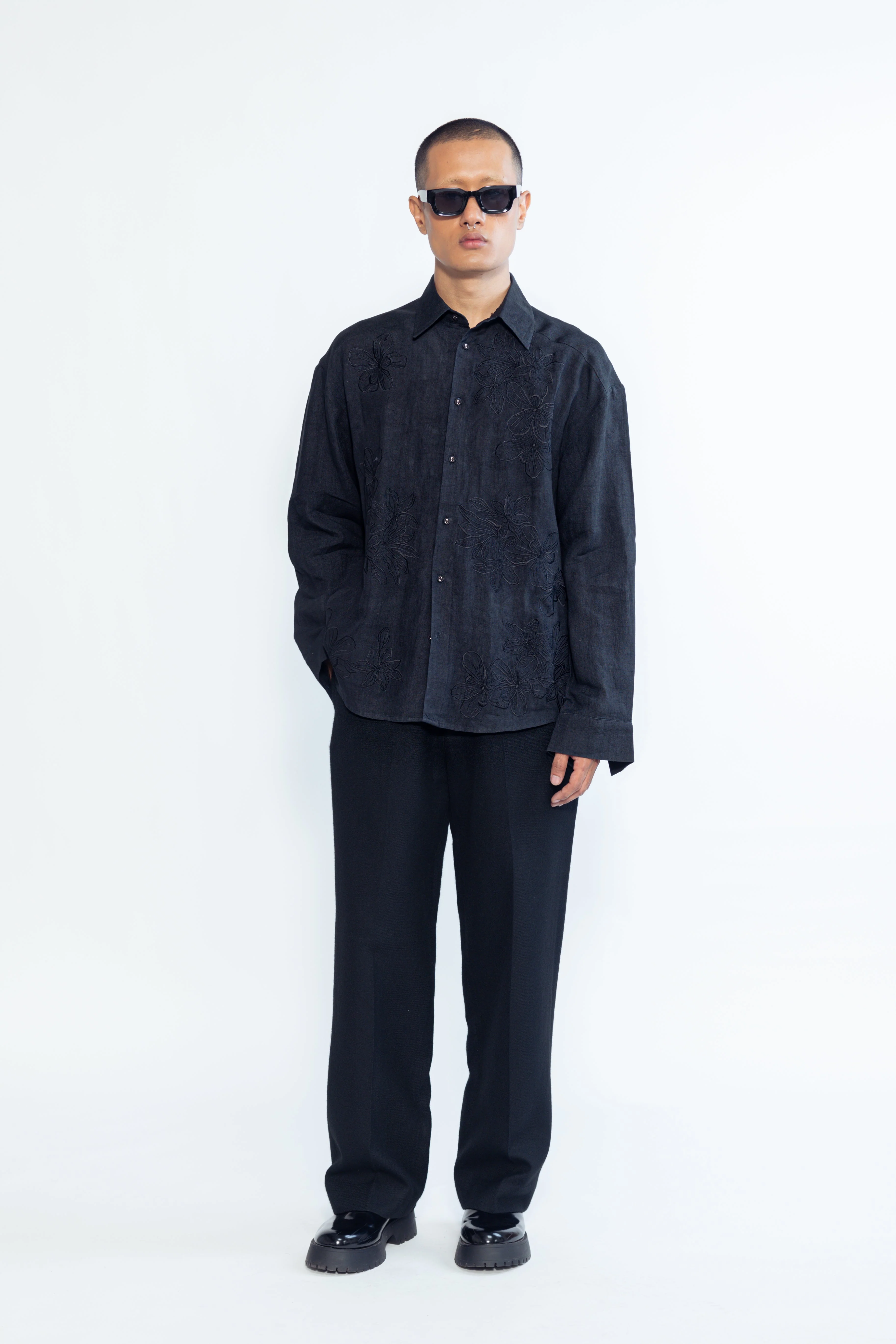 Arcadian Embroidered Linen Shirt - Image 4