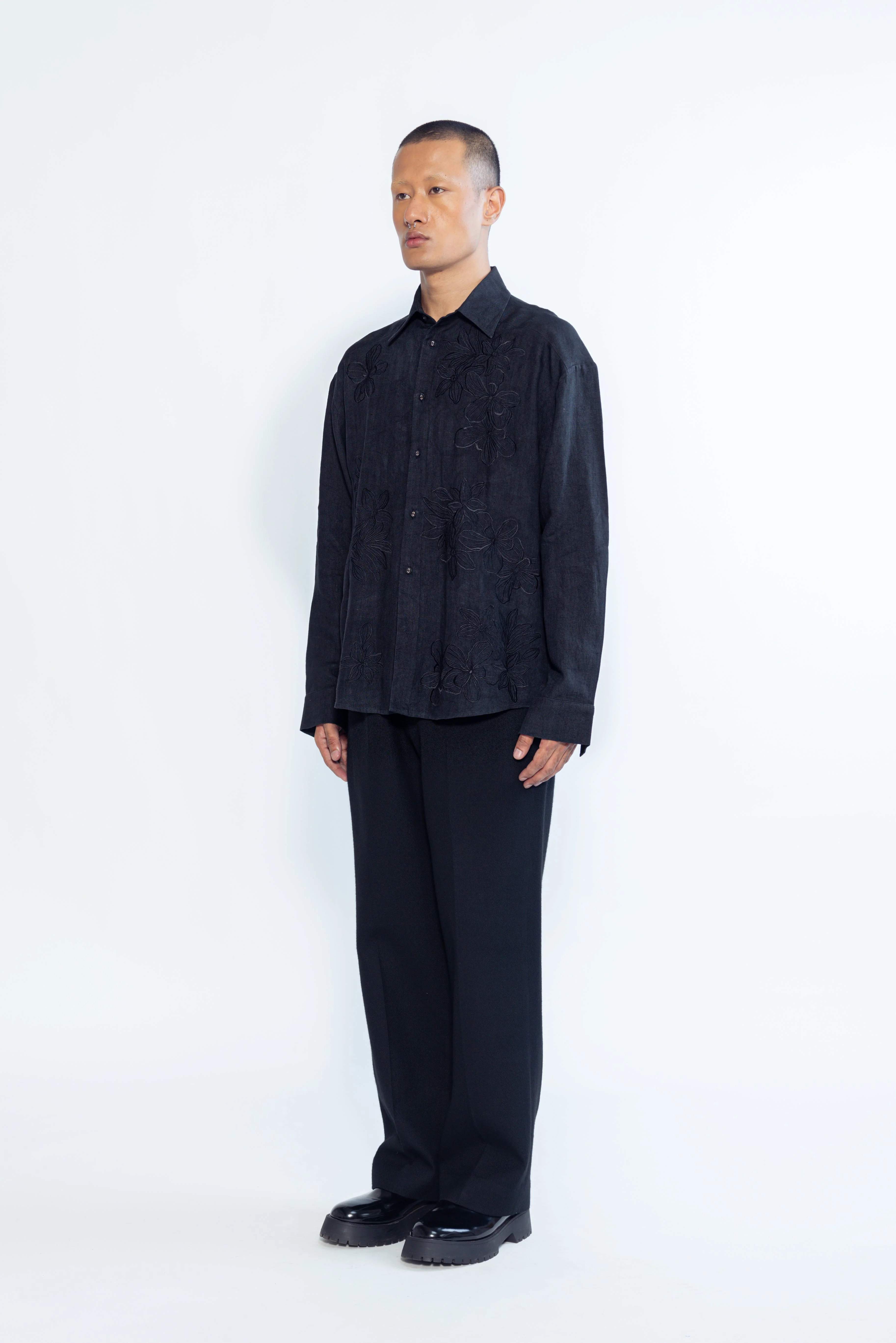 Arcadian Embroidered Linen Shirt - Image 5