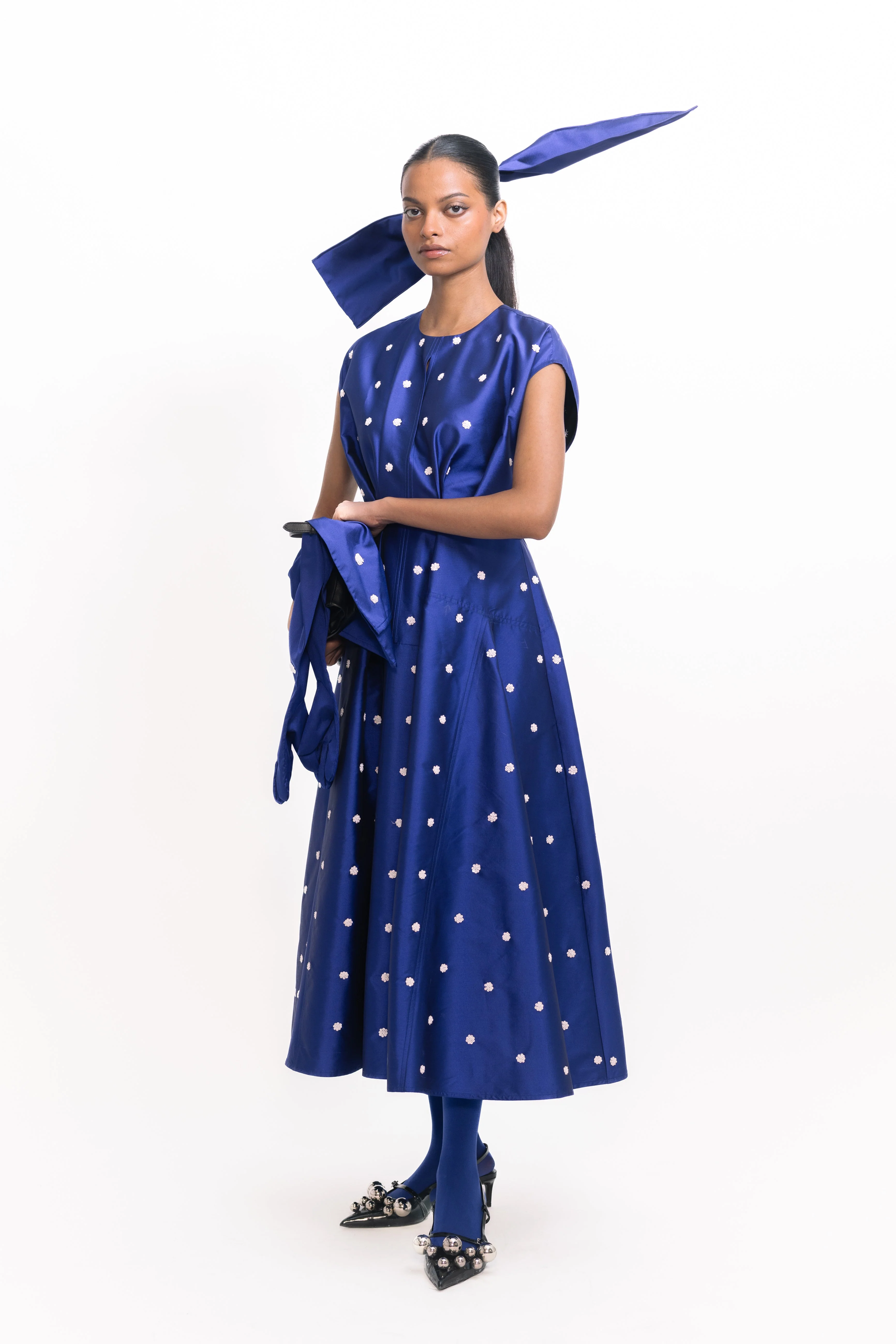 Rift Sequins Dress - Image 3